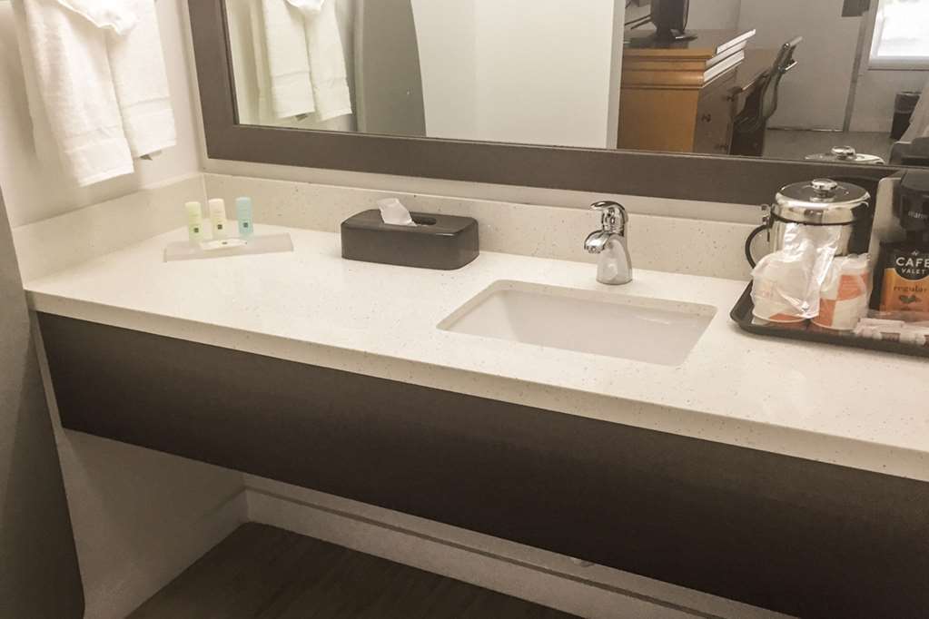 Quality Inn University North I-75 Ґейнсвілл Номер фото